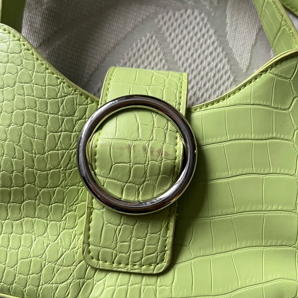 Green Crocodile-Embossed Bag - Picture 2 of 5